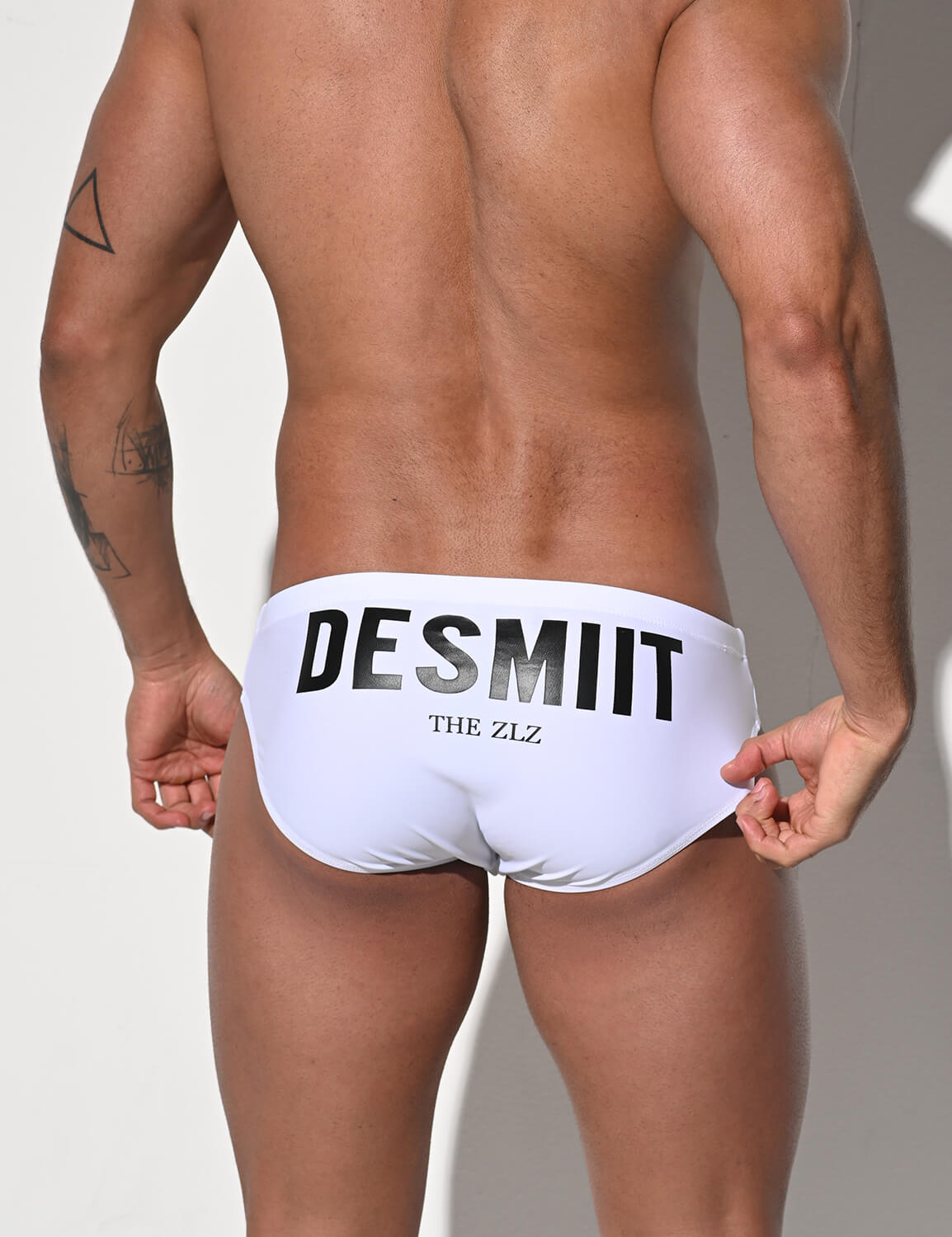 Desmiit best sale men's swimwear